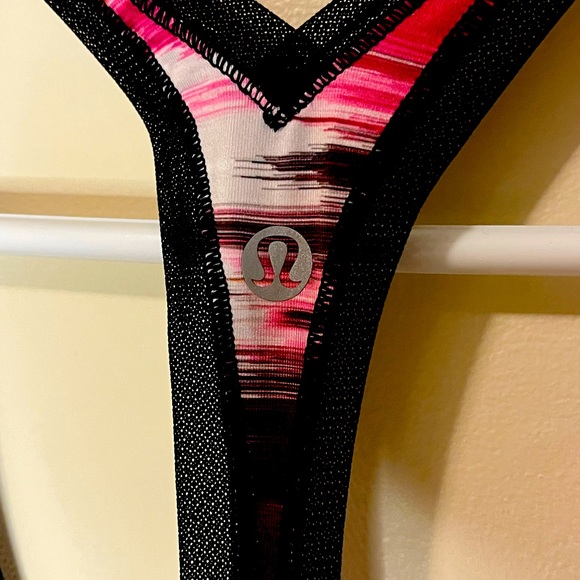 ❤️❤️LULULEMON RACERBACK TANK❤️❤️ Size S or possibly XS.  Excellent condition. - Picture 4 of 4